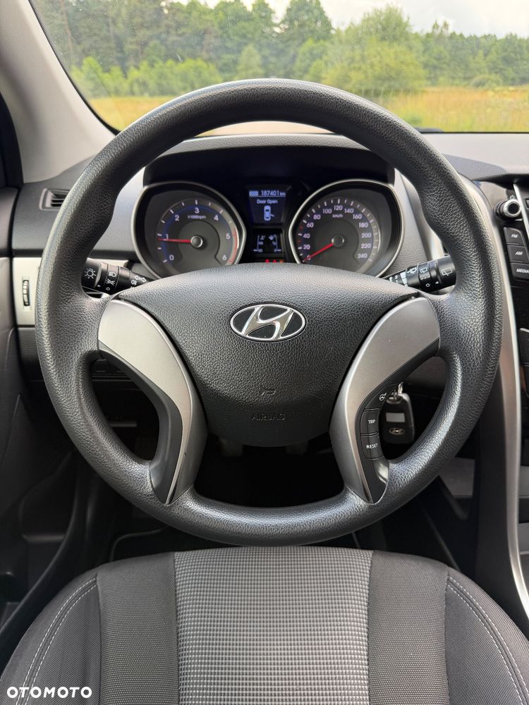 Hyundai i30 1.4 CRDi Advantage - 18