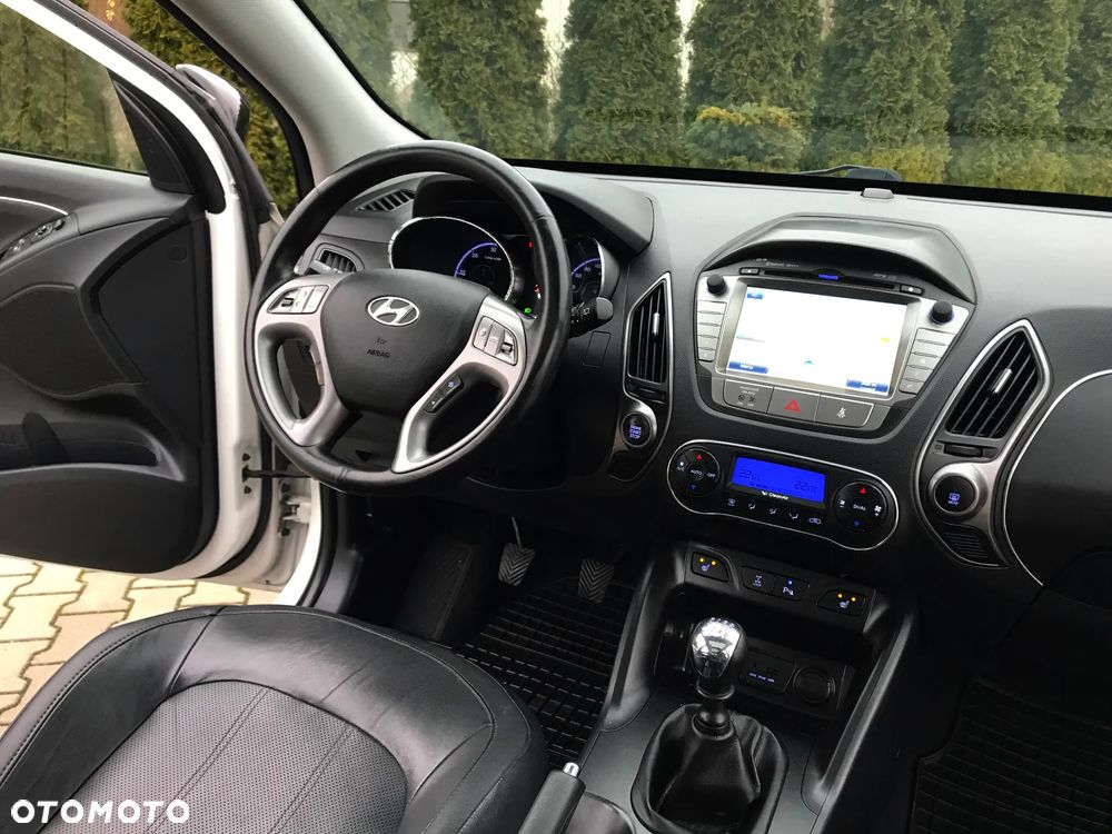 Hyundai ix35 2.0 CRDi 4WD Premium - 6