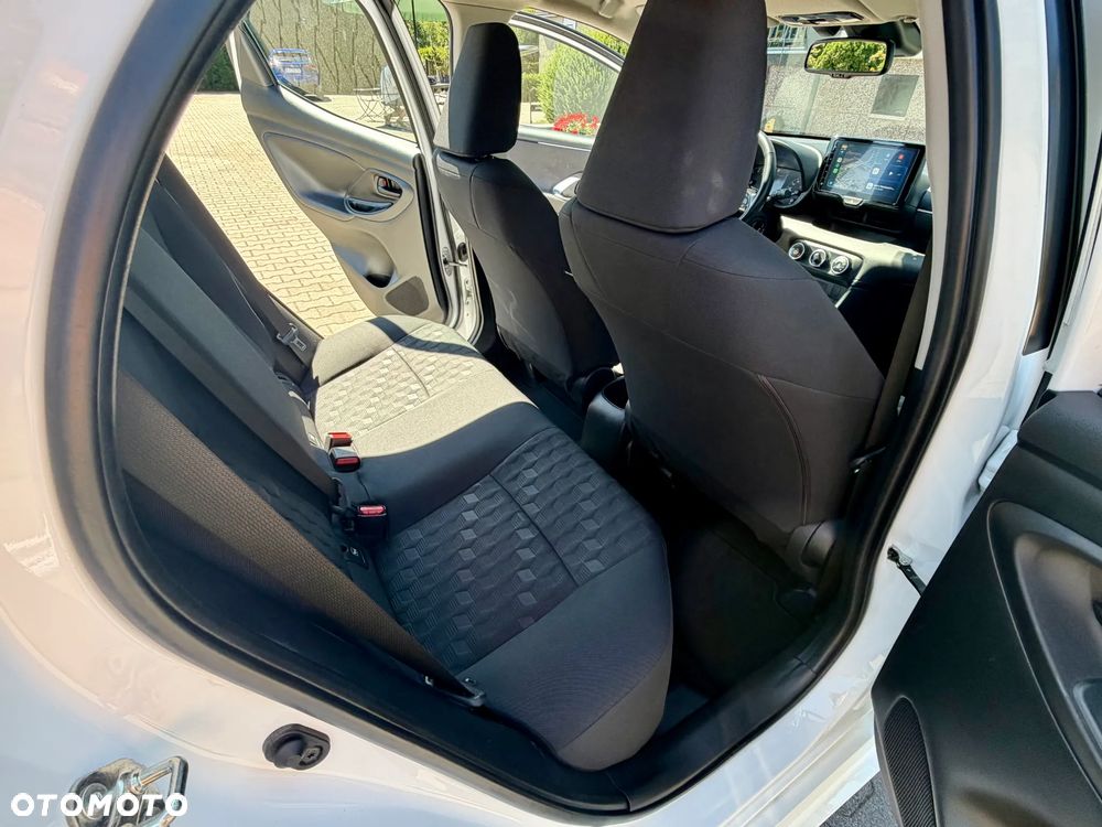 Toyota Yaris 1.5 Comfort - 16