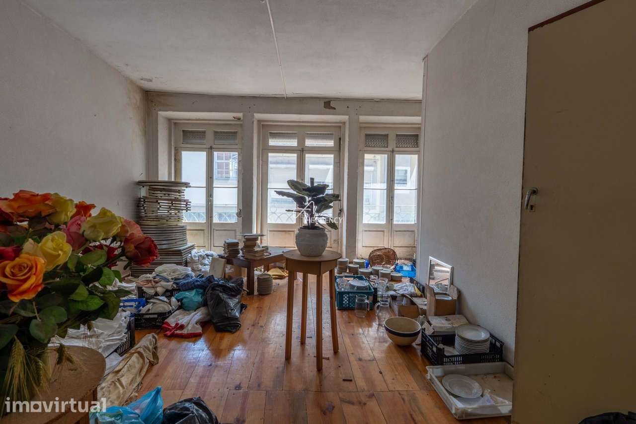 PRÉDIO PARA REABILITAÇÃO | 318 M² | ARU | CENTRO HISTÓRICO DE VILA NOV - Grande imagem: 4/32