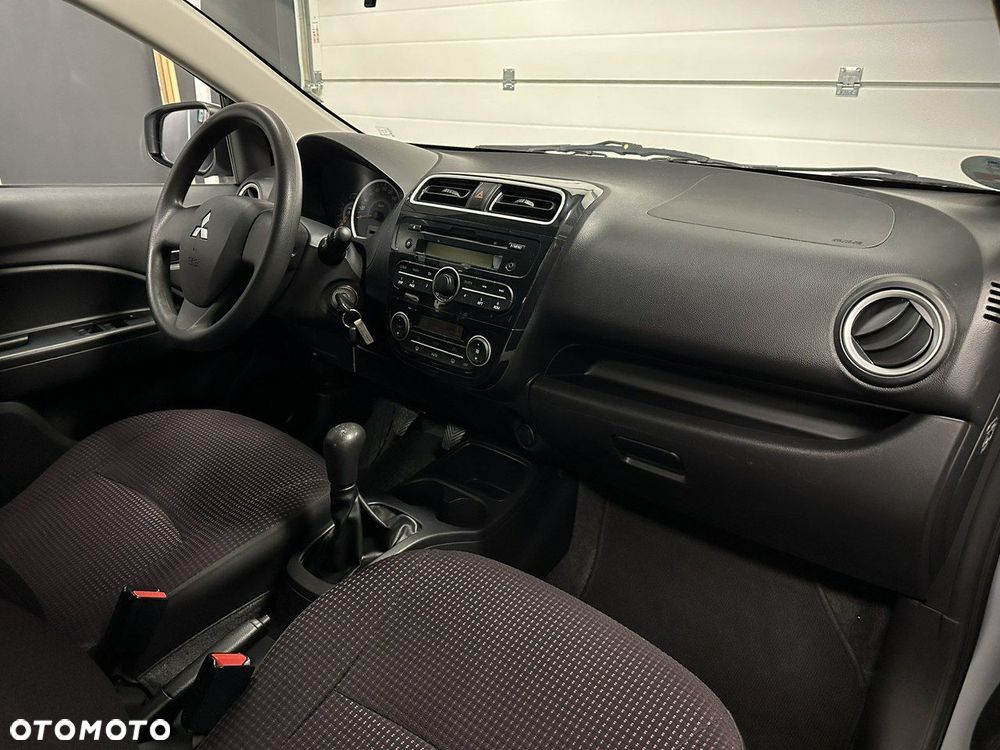 Mitsubishi Space Star - 8