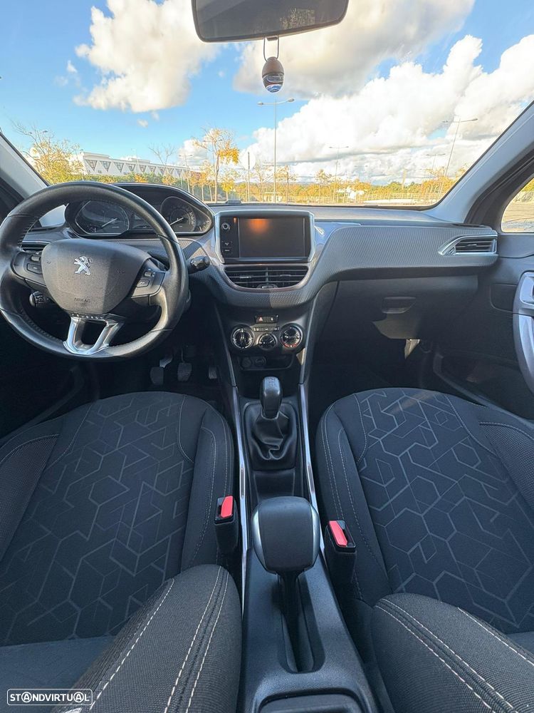 Peugeot 2008 1.2 VTi Allure - 8