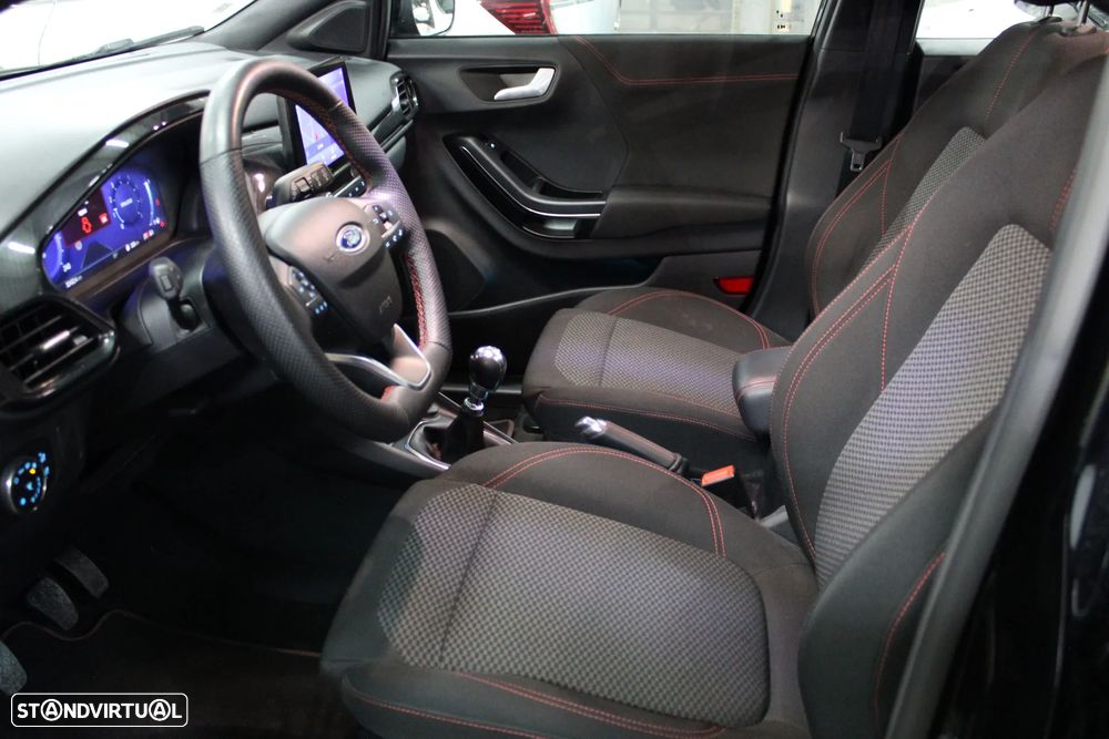 Ford Puma 1.0 EcoBoost MHEV ST-Line X Vivid Ruby Edition - 5