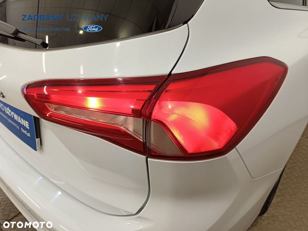 Ford Focus 1.0 EcoBoost Trend - 28