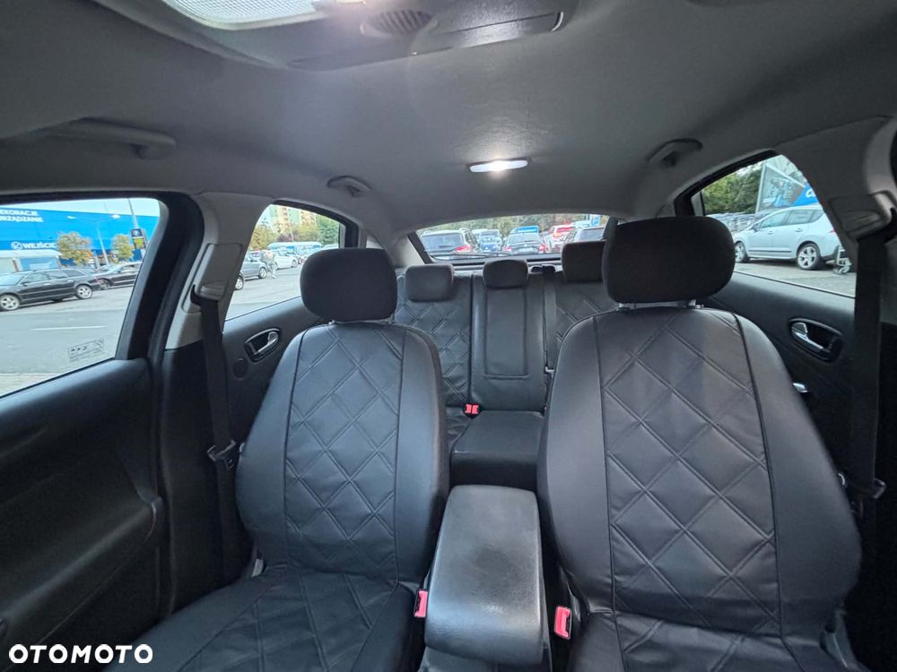Ford Mondeo - 14