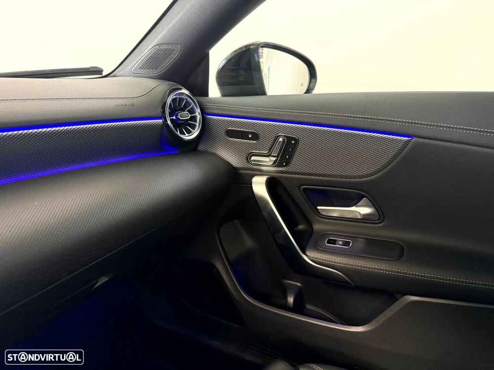 Mercedes-Benz CLA 200 d Shooting Brake Progressive Aut. - 38