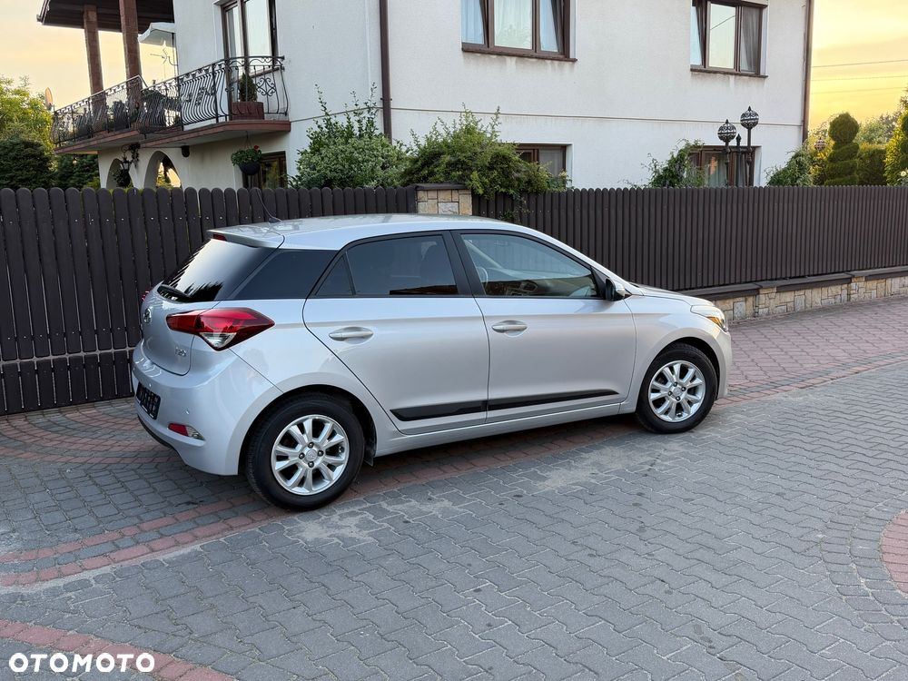 Hyundai i20 1.2 Passion Plus - 4