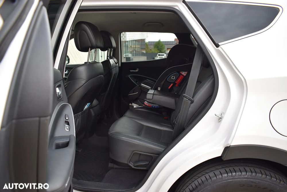 Hyundai Santa Fe 2.2 CRDi 4WD Automatik Style - 11