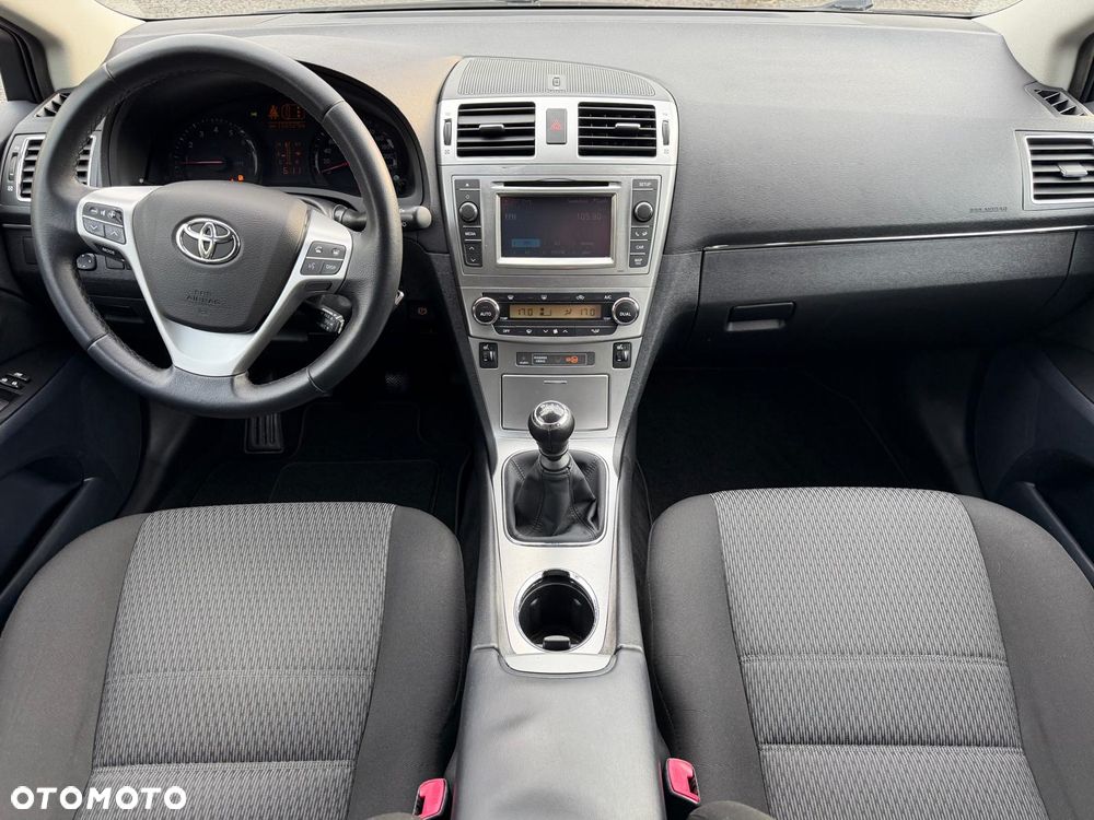 Toyota Avensis 1.8 Executive - 15