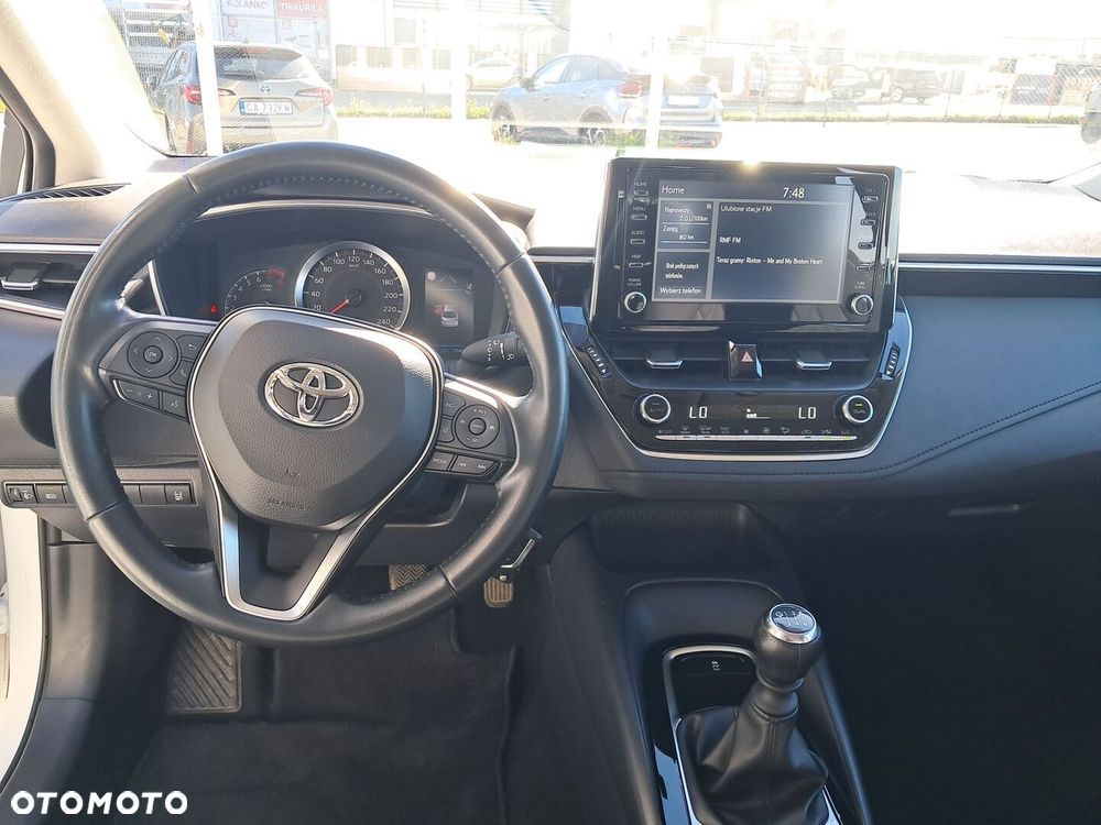 Toyota Corolla - 16