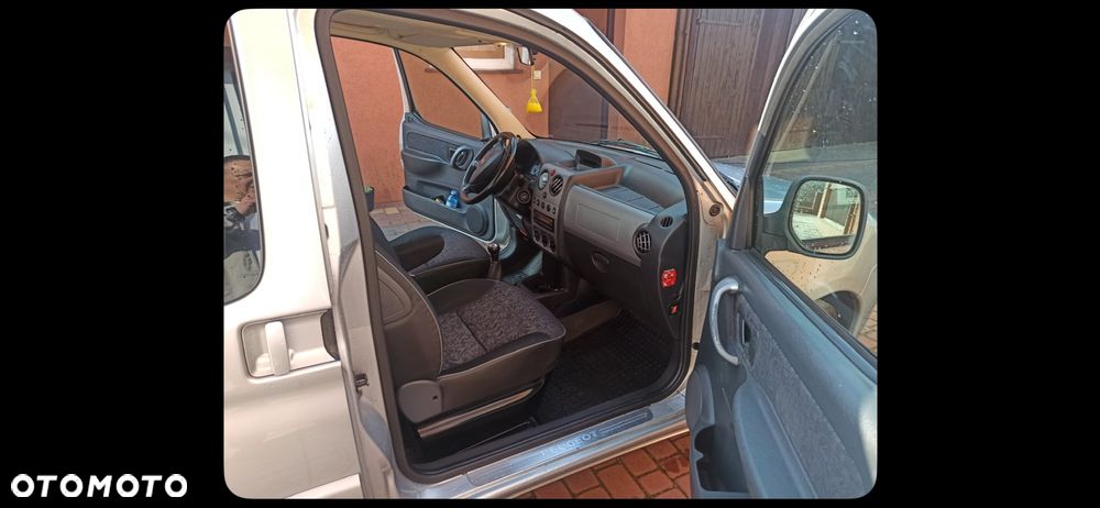 Peugeot Partner 90 Quiksilver - 11