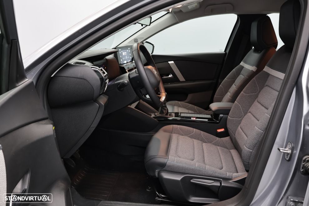 Citroën C4 1.2 PureTech Plus - 23