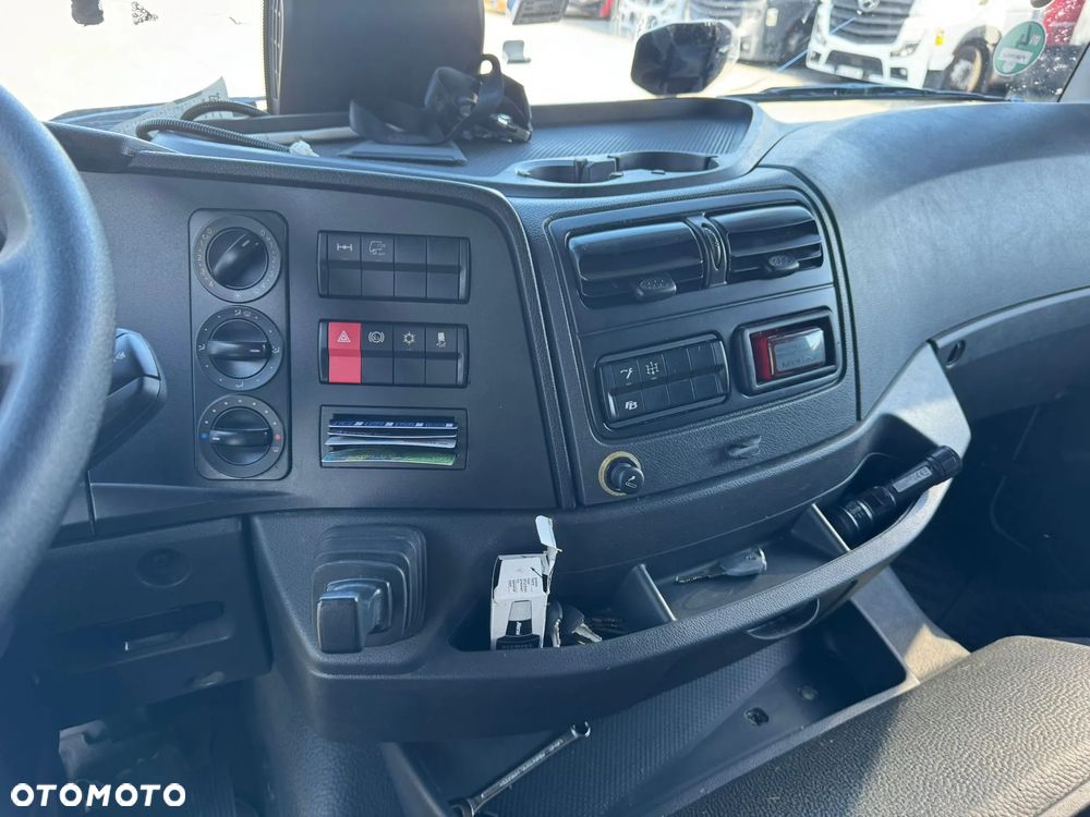 Mercedes-Benz Atego - 26