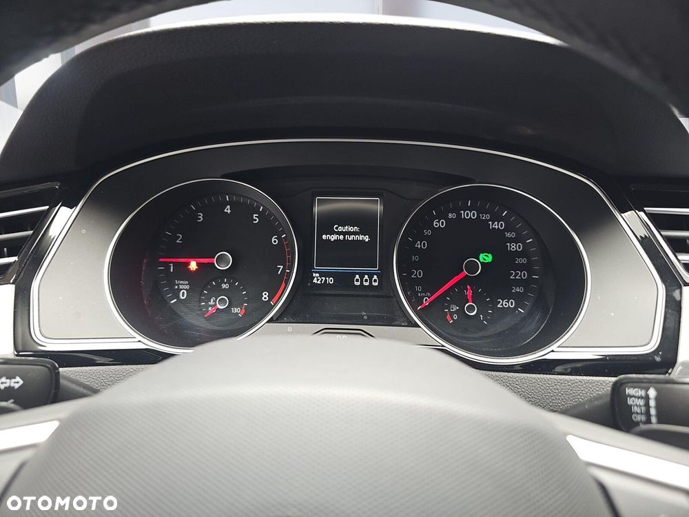 Volkswagen Passat Variant 1.5 TSI EVO Business DSG - 16