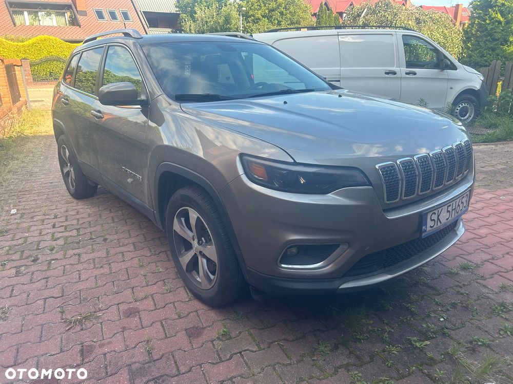 Jeep Cherokee - 17