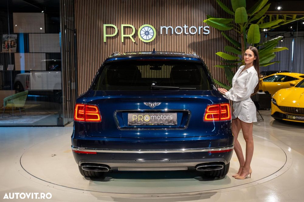 Bentley Bentayga - 36