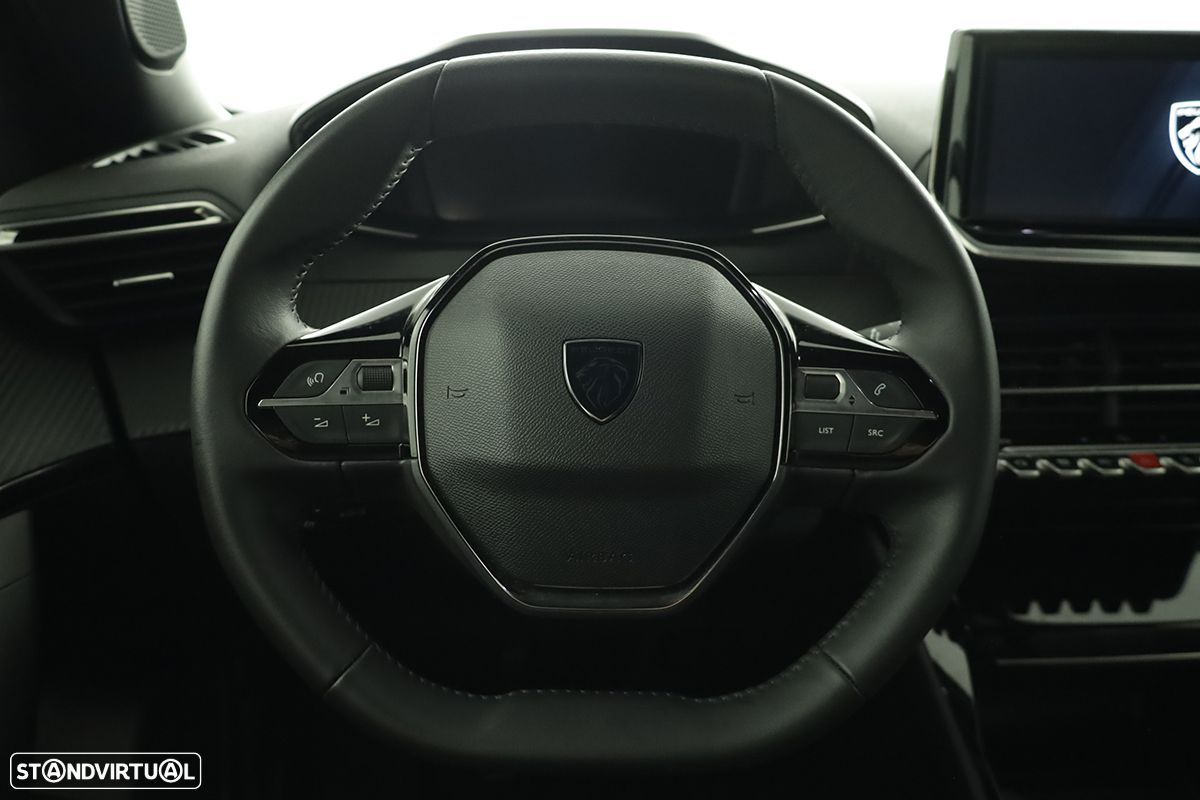 Peugeot 2008 1.2 PureTech Allure - 15