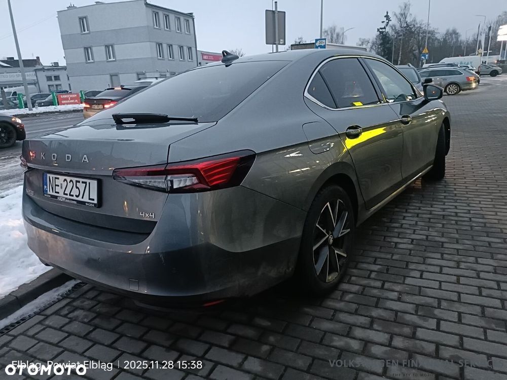 Skoda Superb 2.0 TSI 4x4 Selection DSG - 3