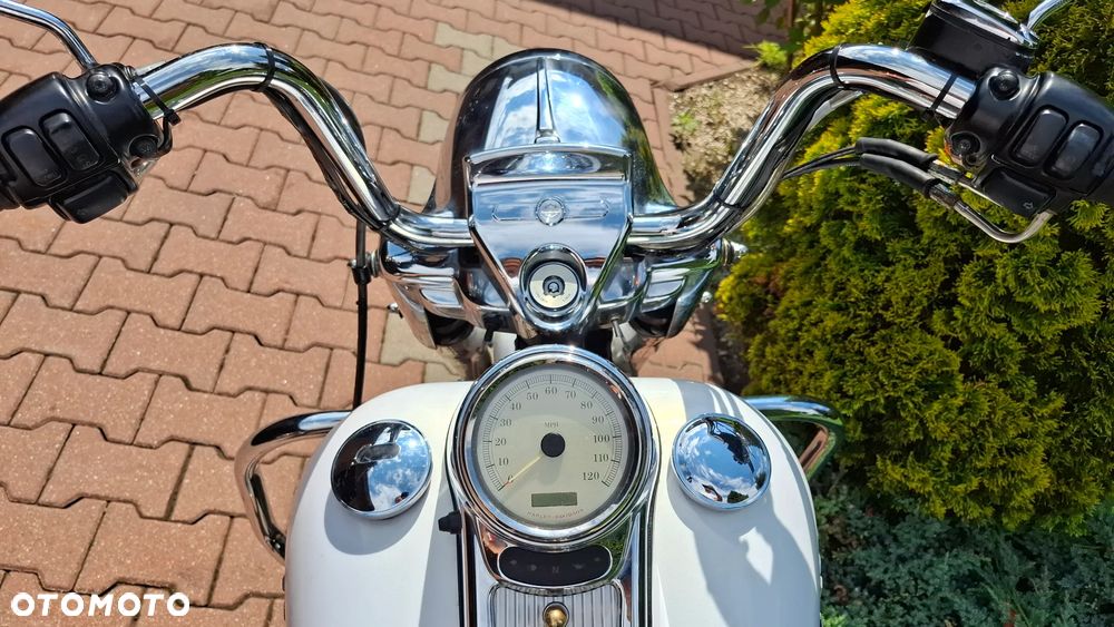 Harley-Davidson Touring Road King - 21