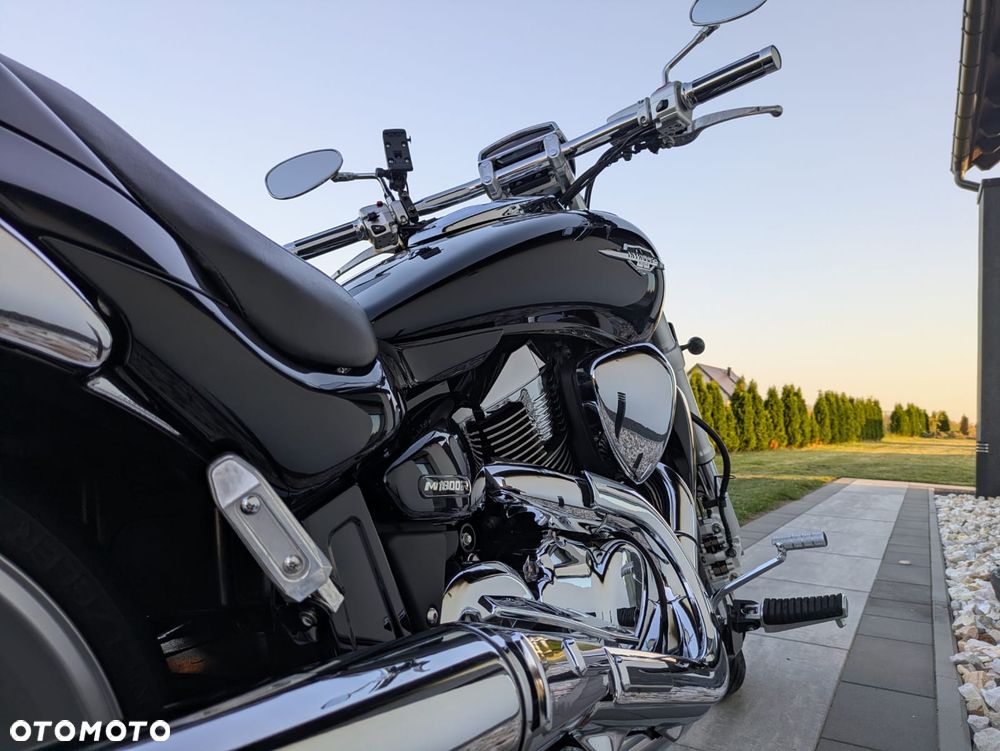 Suzuki Boulevard - 15