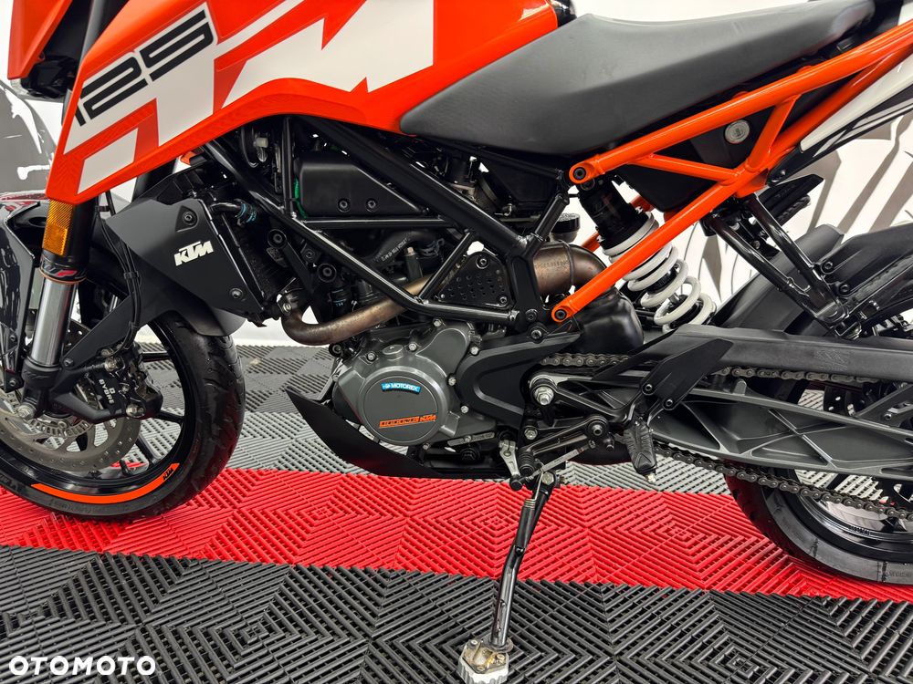KTM Duke - 22