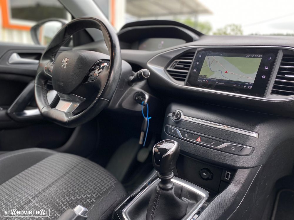 Peugeot 308 SW PureTech 110 Stop & Start Active - 15