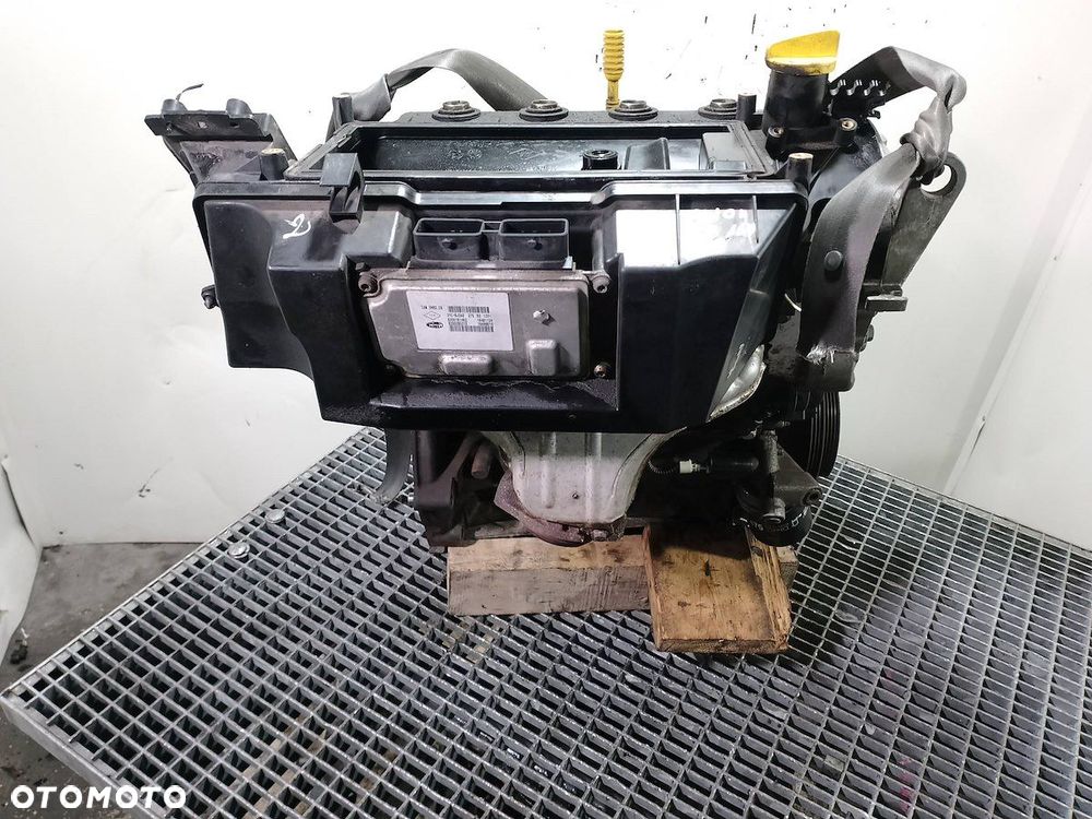 SILNIK RENAULT CLIO II ( 98-10 ) 1.2 16V D4F742 - 5