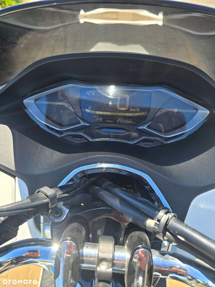 Honda PCX - 8