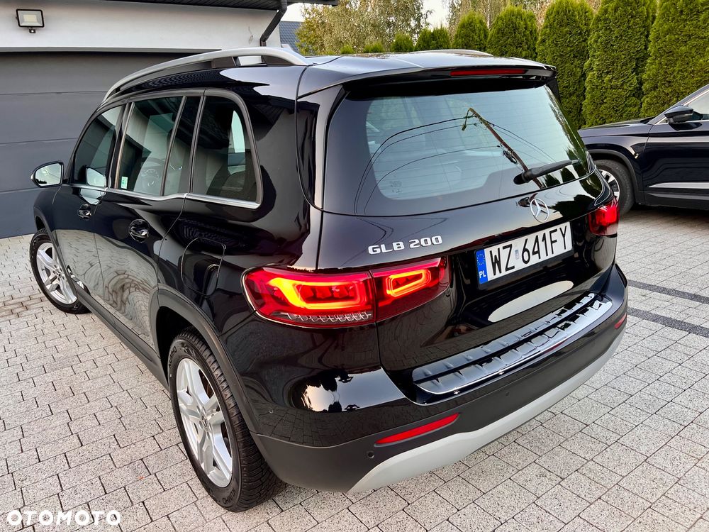 Mercedes-Benz GLB 200 7G-DCT - 25
