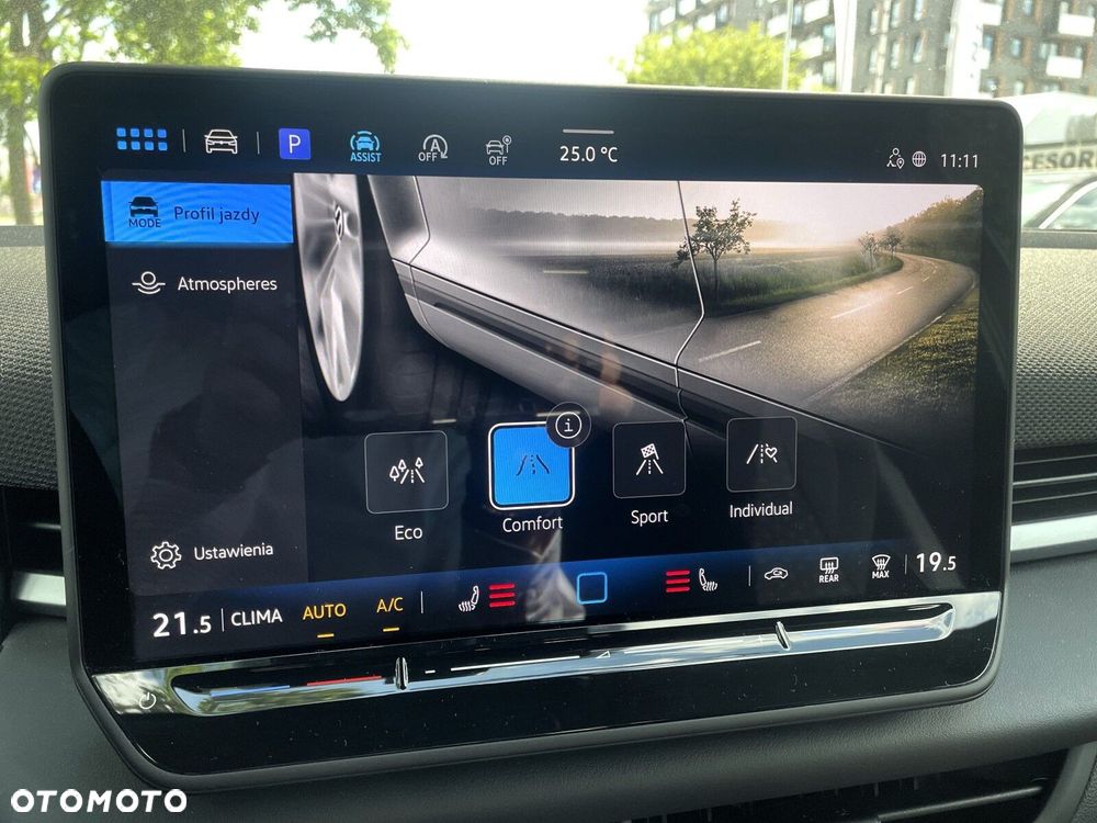 Volkswagen T-Roc 1.5 eTSI R-Line DSG - 29