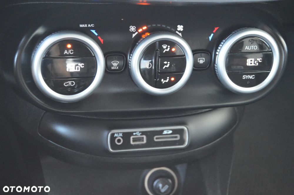 Fiat 500X 1.4 MultiAir Lounge - 27