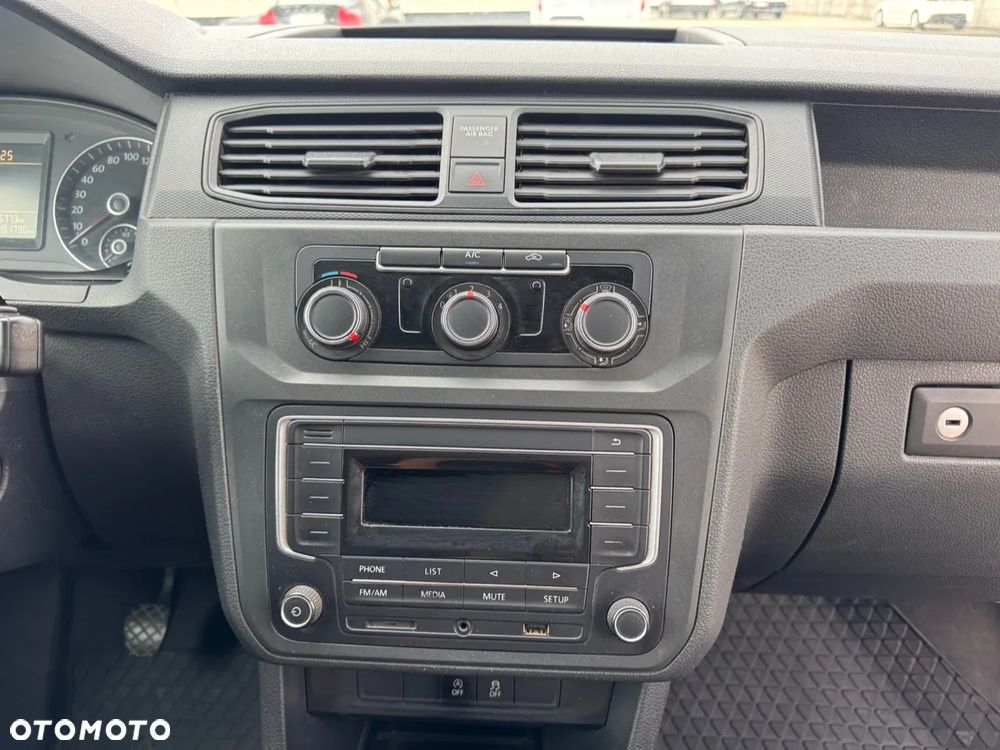 Volkswagen Caddy - 10