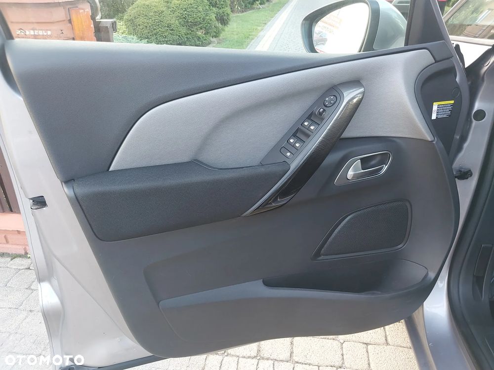 Citroën C4 Picasso 2.0 BlueHDi Shine S&S - 11