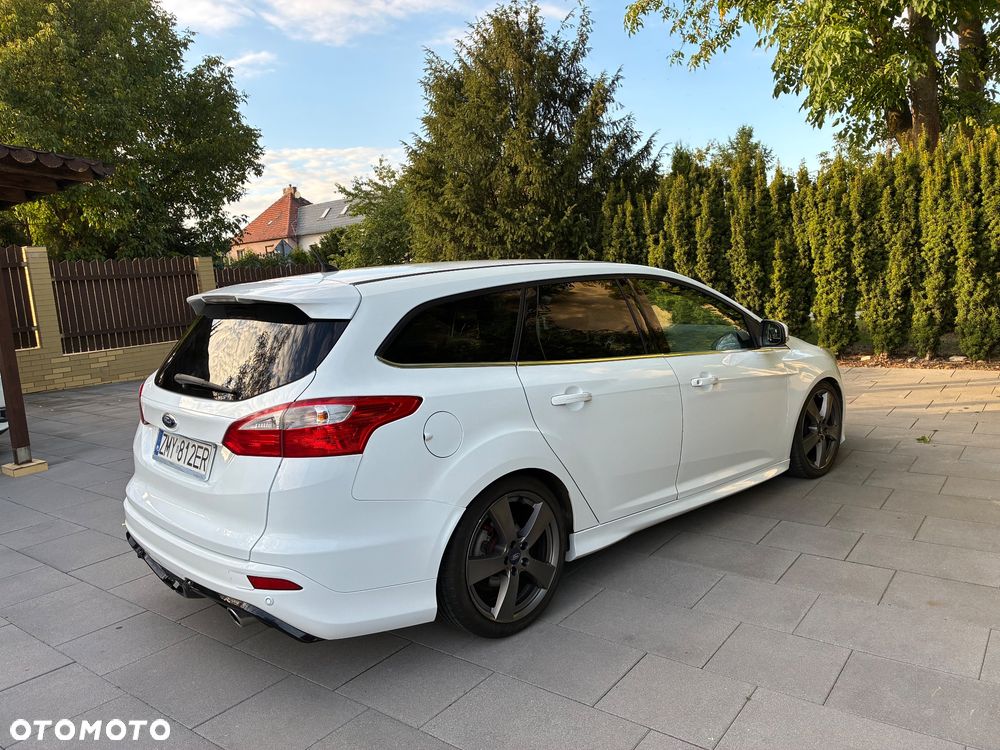 Ford Focus - 9