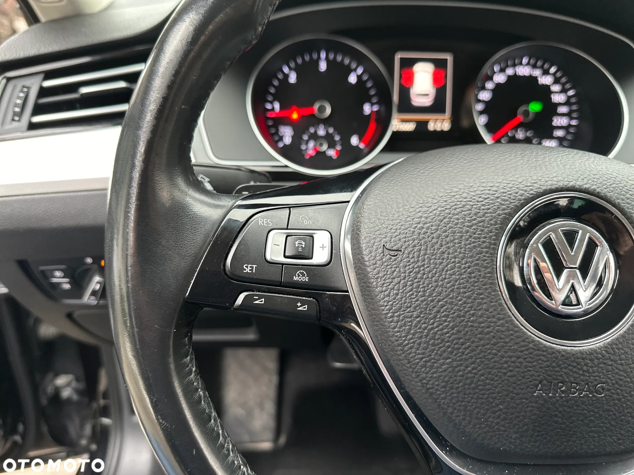 Volkswagen Passat 2.0 TDI BMT Highline DSG - 17
