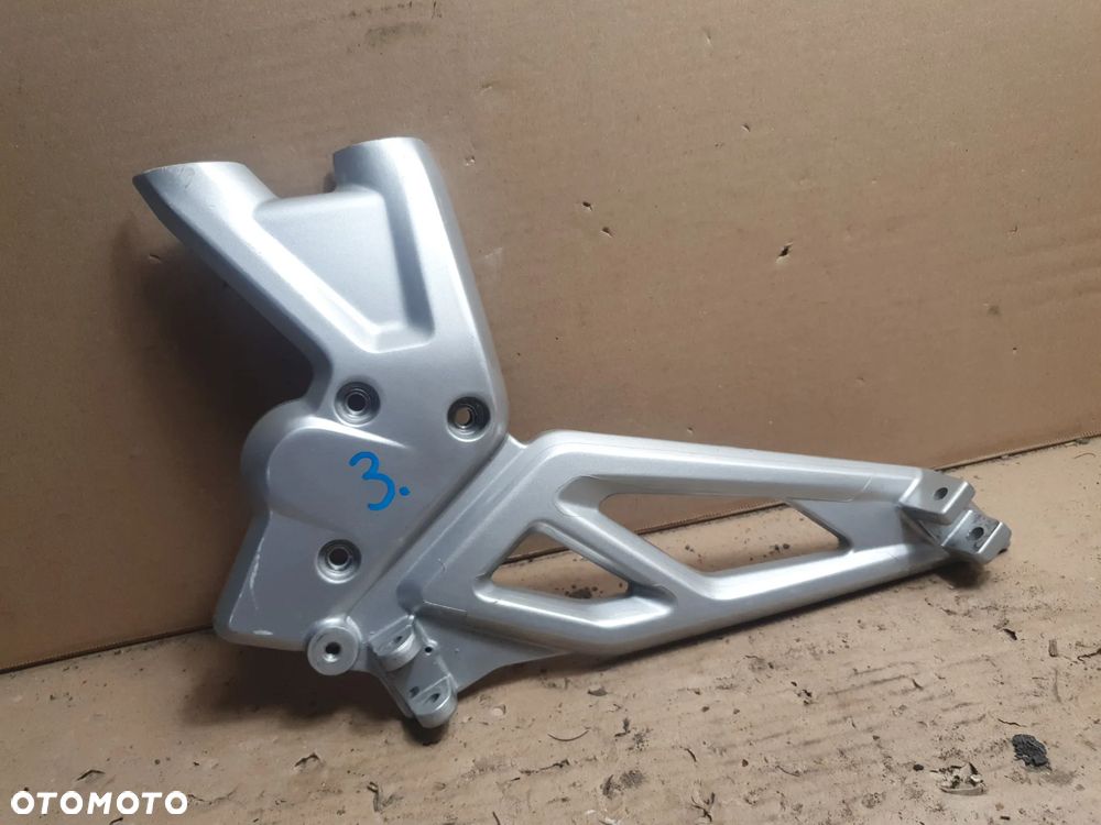 BMW G310R SET PODNOZEK LEWY - 1