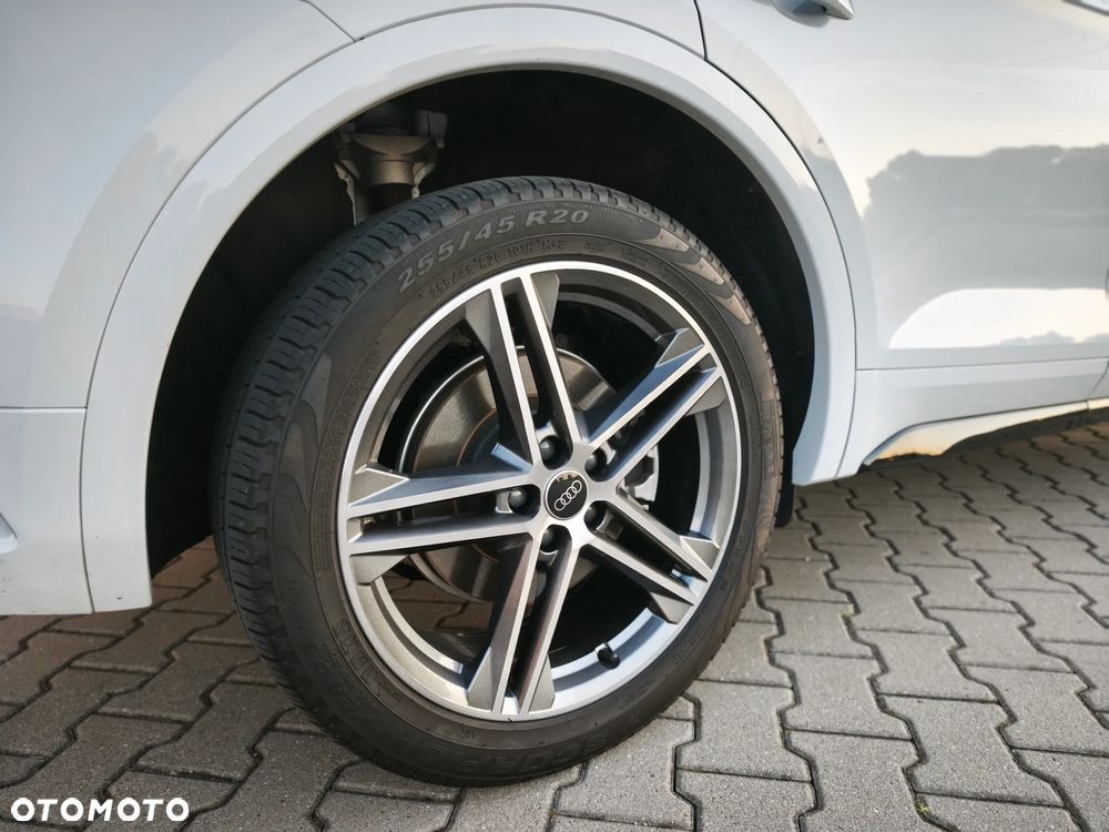 Audi Q5 55 TFSIe quattro S tronic S line - 13