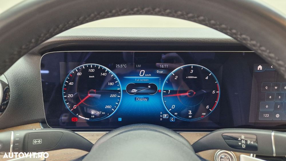 Mercedes-Benz E - 15
