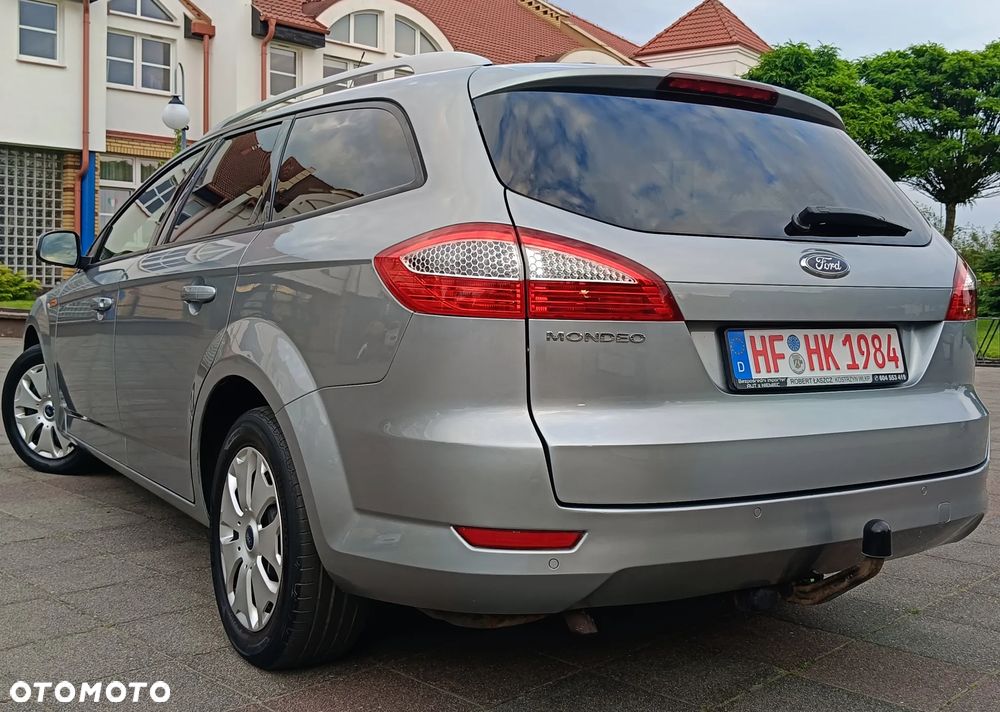 Ford Mondeo 2.0 Ambiente - 20
