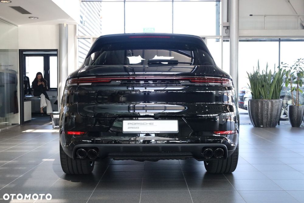 Porsche Cayenne - 6