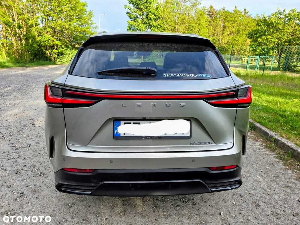 Lexus NX 350h Omotenashi AWD - 3