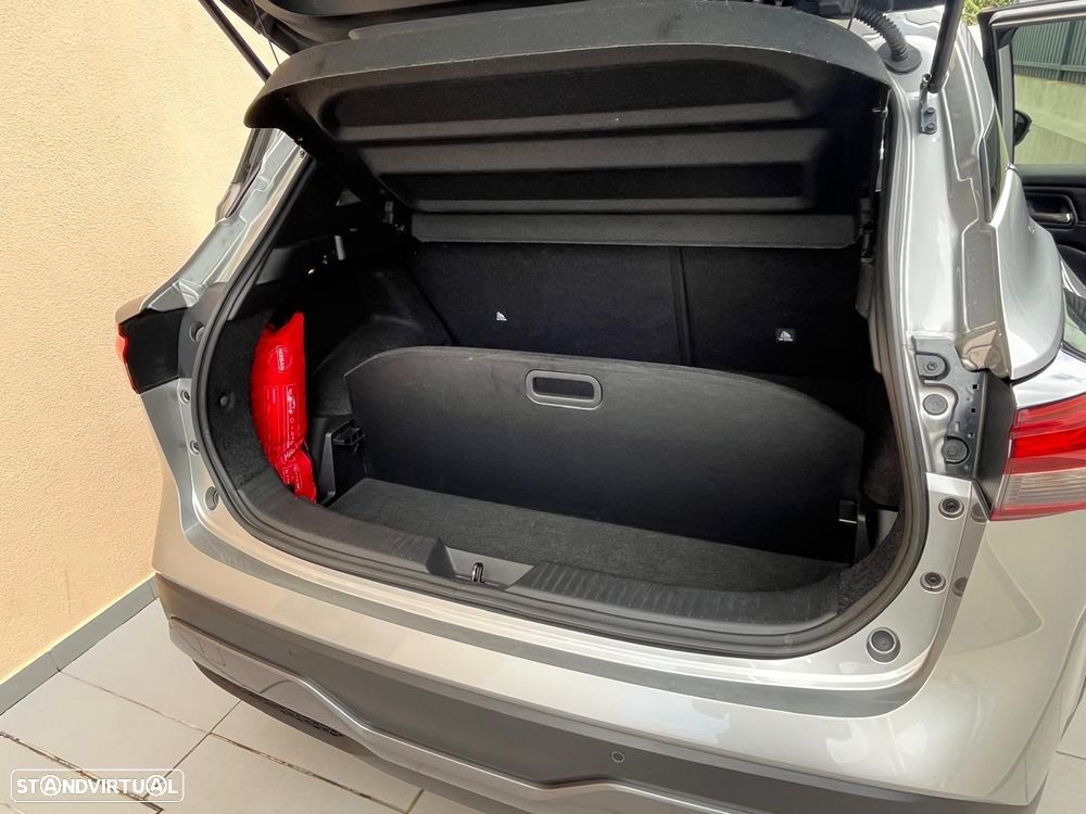 Nissan Qashqai 1.3 DIG-T N-Connecta LED - 13