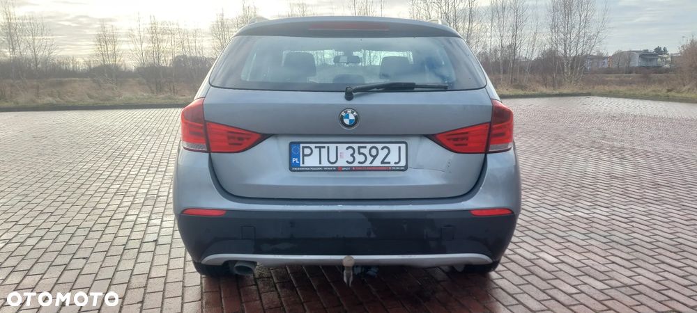 BMW X1 xDrive18d xLine - 9