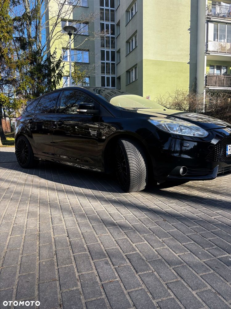 Ford Focus 2.0 EcoBoost ST mit Leder-Exclusiv-Paket - 3