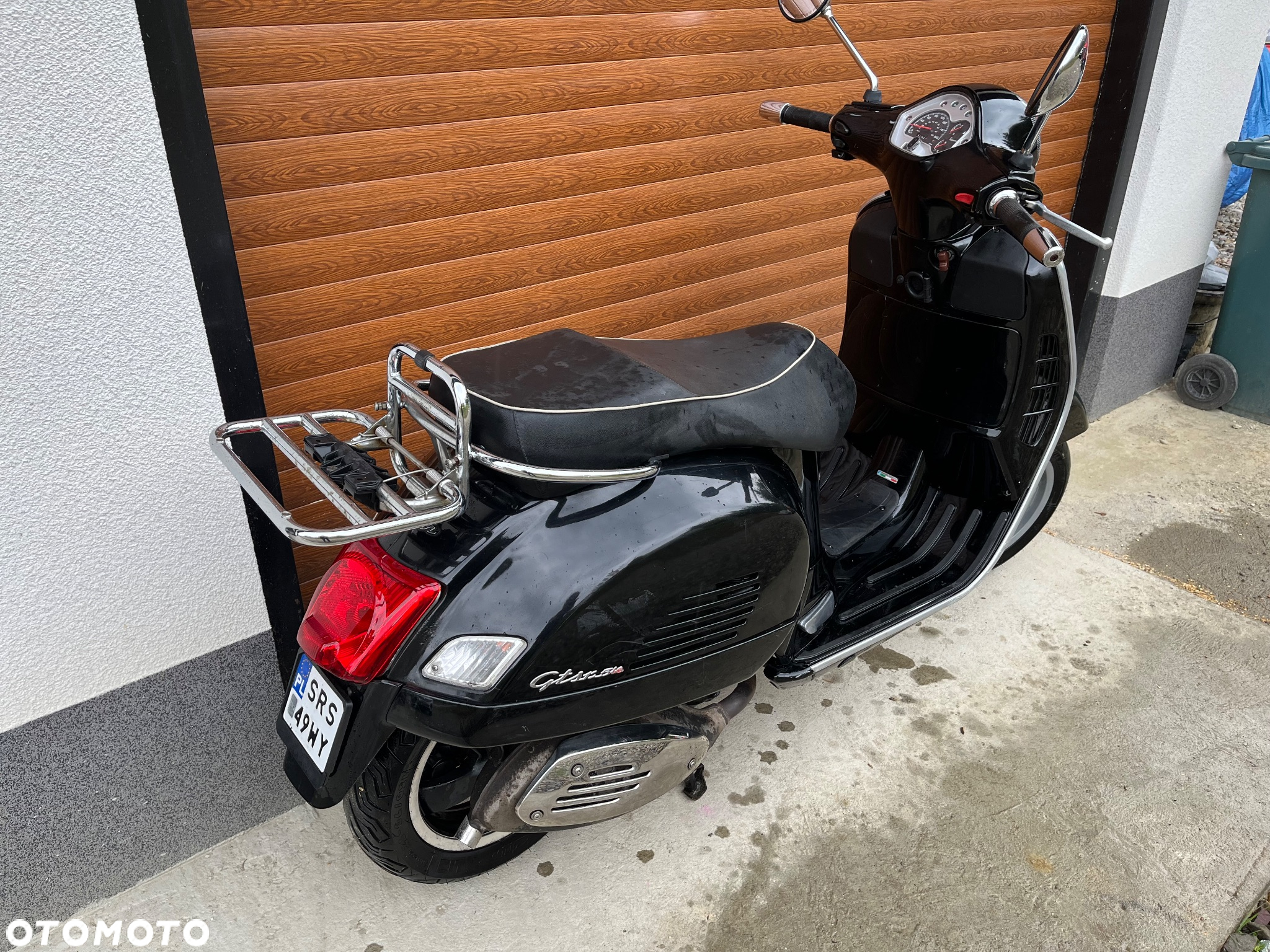 Vespa GTS - 11