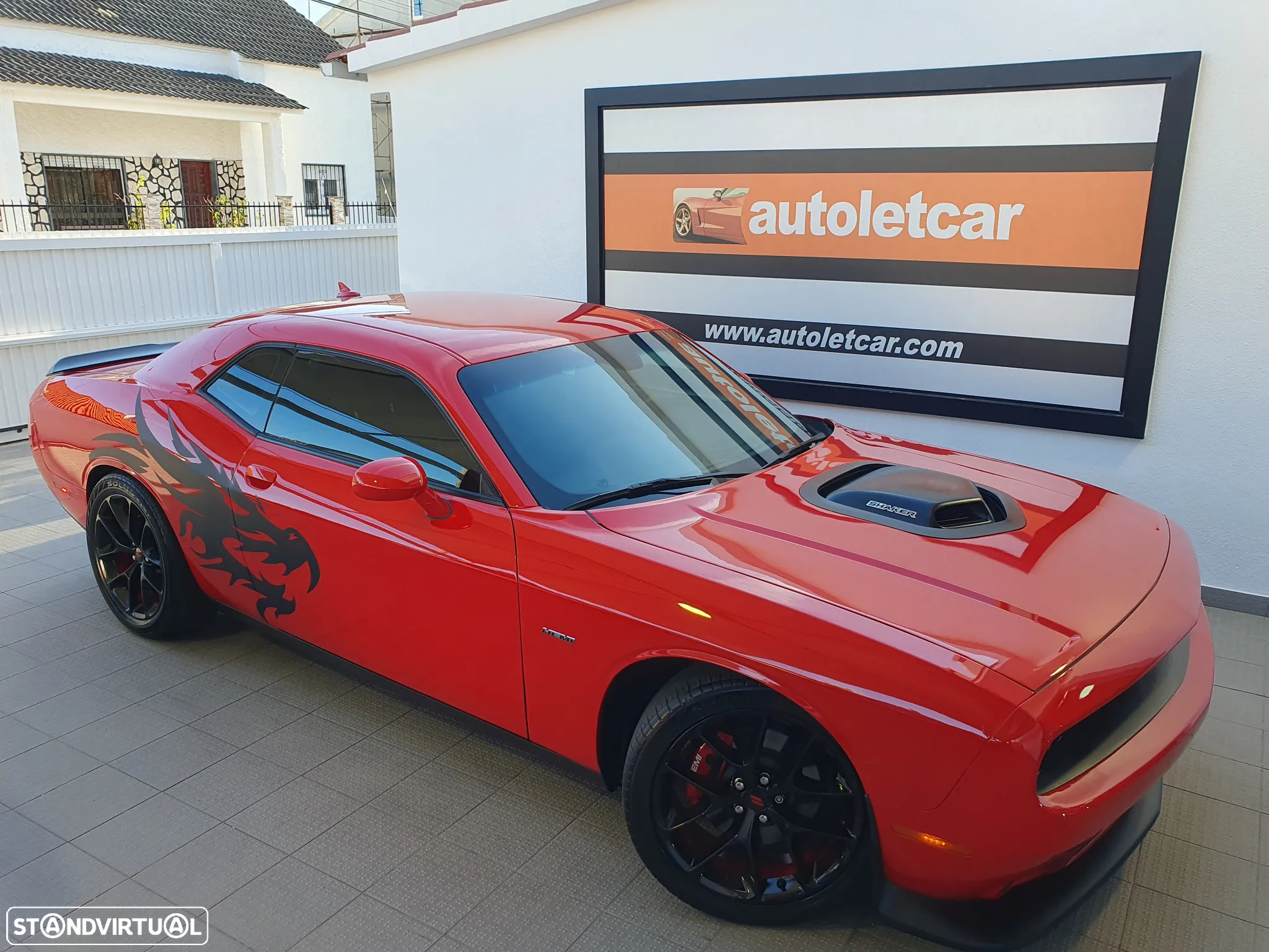 Dodge Challenger Auto R/T Plus Shaker - 49