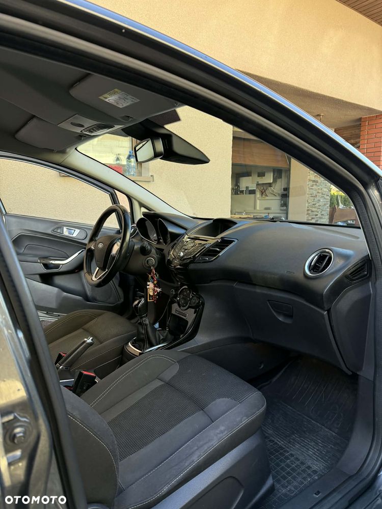 Ford Fiesta 1.5 TDCi Titanium - 15