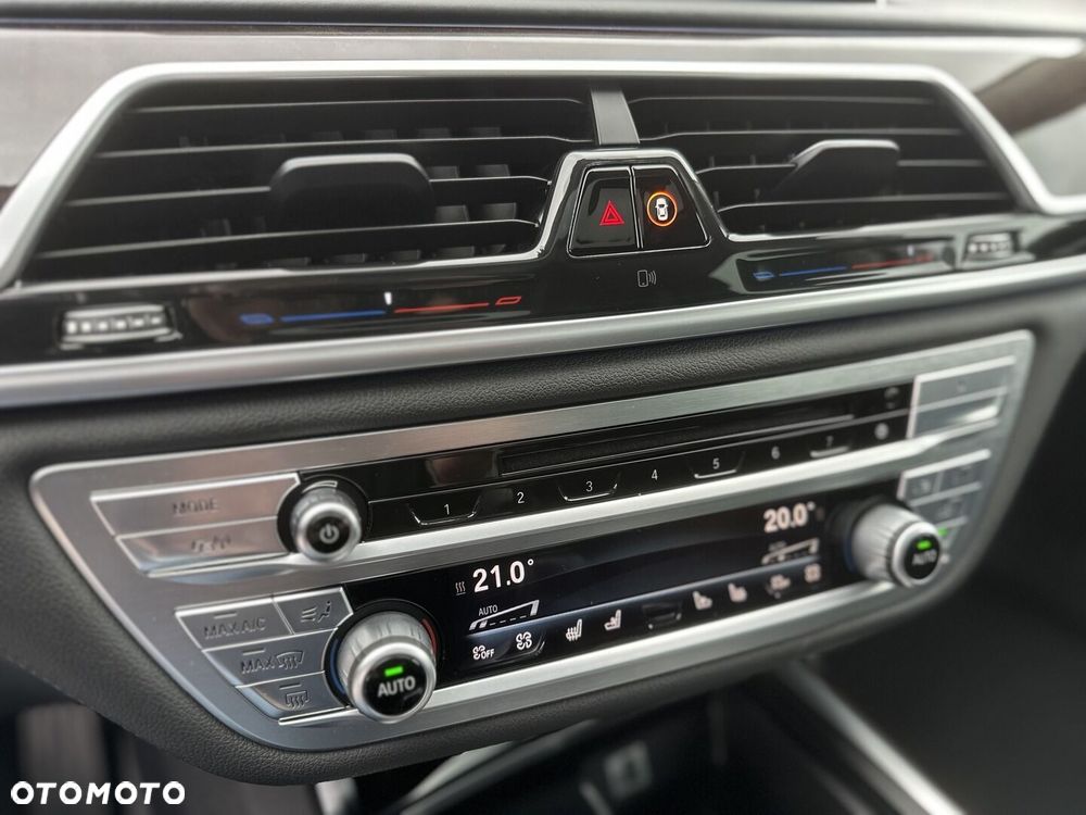 BMW Seria 7 - 31