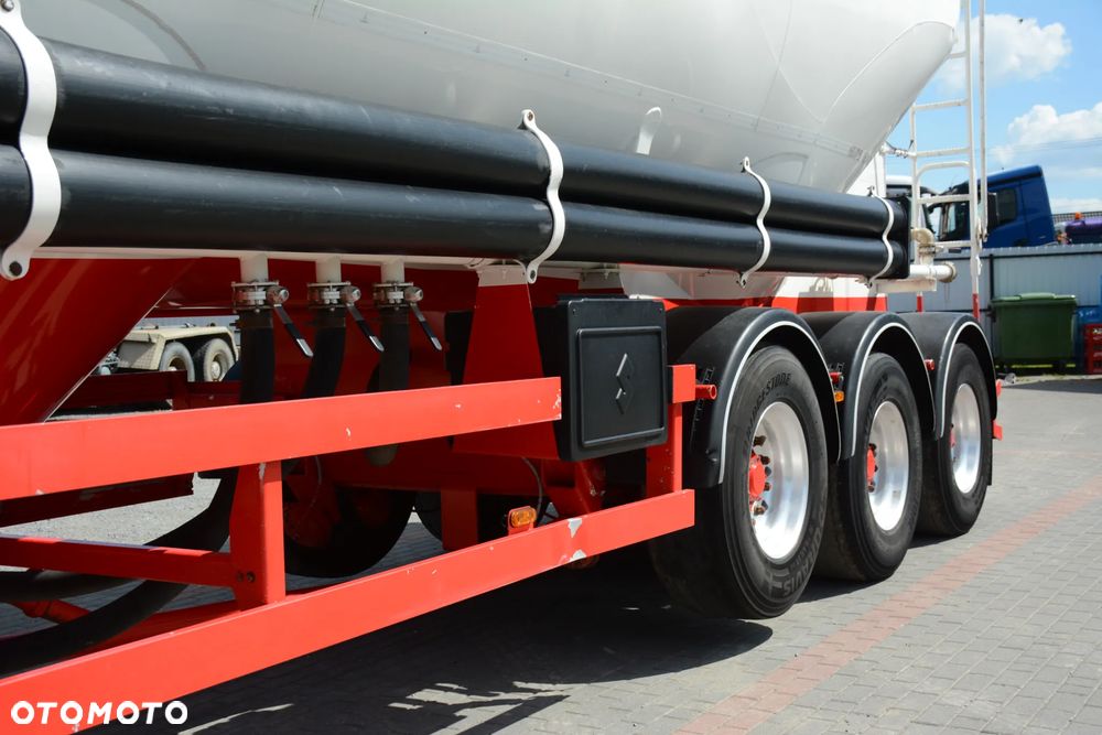 Spitzer SF 39 PI / 2014r / Cementonaczepa / 39000l / 4,660t / Osie SAF / Super stan - 12