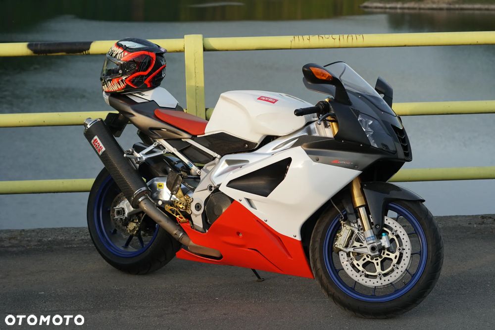 Aprilia RSV - 7